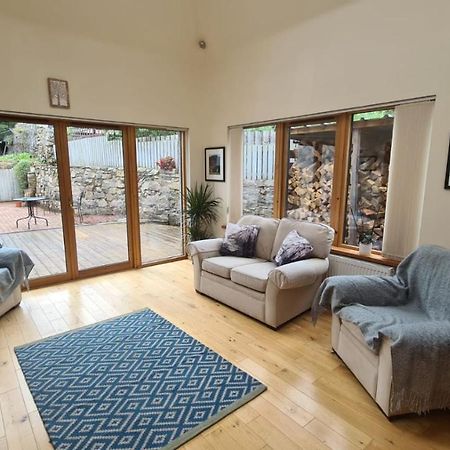 Milne'S Brae, Cosy, Comfortable And Centrally Located In Beautiful Braemar Villa Exterior photo